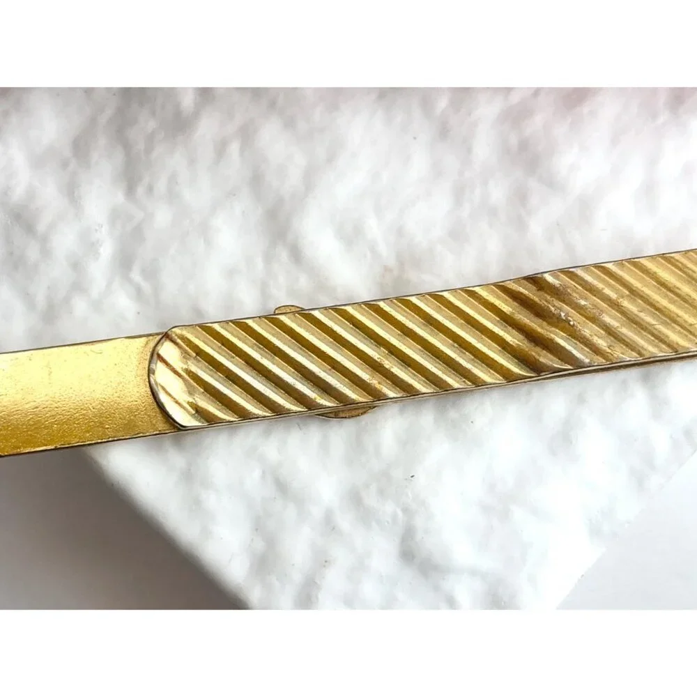 FOE Fraternal Order of Eagles Fluted Gold Toned Vintage Men's Tie Bar | Tie Clip